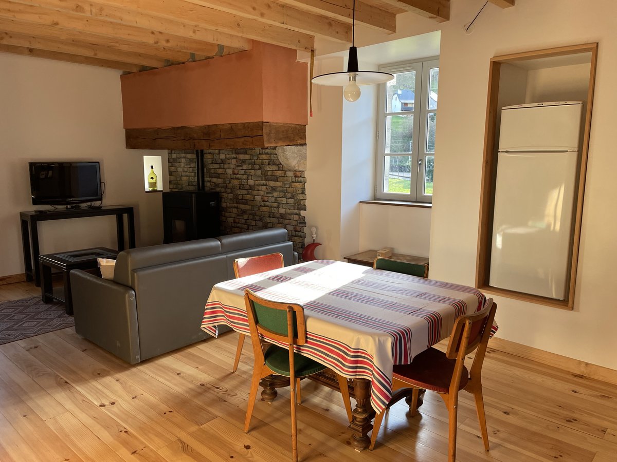 Coin repas du petit gîte